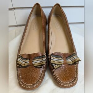 Talbots brown leather driving loafers with Ribbon Trim Size 9.5 Like New!